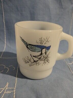 Anchor Hocking Milk Glass Bird Mug Vintage
